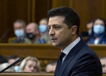 Зеленський втратив монобільшість у Раді: в Офісі президента готуються до дострокових виборів президента і парламенту?