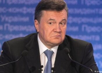 Росія перевезла Януковича до Мінська та хоче проголосити його “президентом України” – ЗМІ