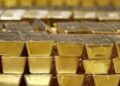 У США пропонують позбавити РФ права продавати золото: це останній накопичений Путіним ресурс Росії