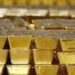 У США пропонують позбавити РФ права продавати золото: це останній накопичений Путіним ресурс Росії