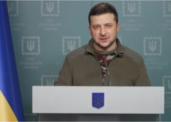 “Потрібно втратити страх і забути про комерцію”: Зеленський закликав Захід до жорстких санкцій проти Росії
