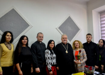 Ректора КаУ ім. Августина Волошина професора Марину Дуб урочисто привітали з Днем народження