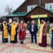 Представники української громадськості та духовенства ПЦУ в смт Ясіня відзначили 105-ту річницю відновлення незалежності України, 104-ту річницю Соборності та Злуки українських земель та 104-ту річницю Гуцульської Республіки