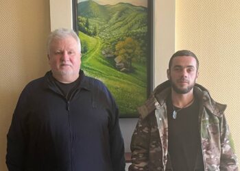 Єпископ Віктор Бедь зустрівся з воїном-побратимом Йосифом Шарі