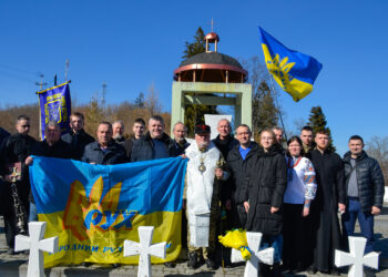 Представники української громадськості, крайового РУХу та духовенства ПЦУ від Закарпаття вшанували Героїв Карпатської України на Верецькому перевалі (+ ВІДЕО)