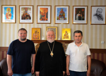 Єпископ Мукачівський і Карпатський Віктор Бедь провів зустріч з Вадимом Денисенко, директором Українського інститут майбутнього