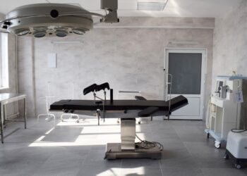 В Ужгороді провели операцію серця без жодного розрізу