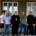 Єпископ Віктор Бедь, за організаційної участі волонтера Сергія Врадій, благословив передачу біля ста тон питної води для потребуючих у Херсоні