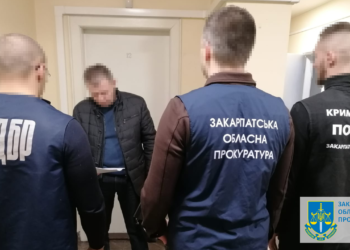На Закарпатті судитимуть двох митників