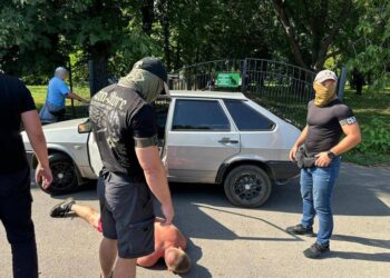 На Закарпатті затримали банду рекетирів