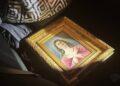 Громадянка Чехії намагалася незаконно вивести картину з Закарпаття