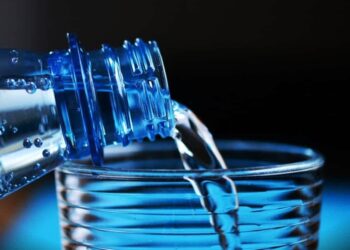 Вчені розробили «розумну іржу» для очищення води