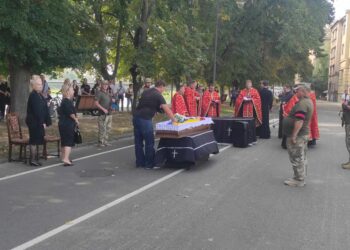 В Ужгороді відбувся похорон військовослужбовця Антона Хрипака
