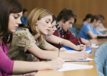 В Україні планують скасувати бюджетну освіту у вузах для ряда спеціальностей
