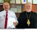 Єпископ Віктор Бедь нагородив Юрія Фущича, директора Закарпатського обласного центру зайнятості орденом «Августина Волошина» ІІ ступеня