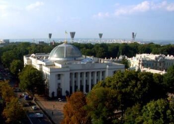 Нардепи підтримали реформу вищої освіти: чи скасували заочну форму навчання