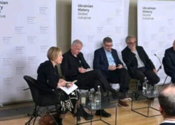 Тімоті Снайдер і десятки науковців починають масштабне дослідження історії України
