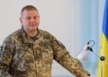 Окопи та офіси. Чим небезпечна відставка Залужного