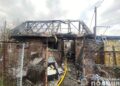 Поліція розслідує обставини пожежі на Тячівщині, в якій загинули пенсіонер та двоє малолітніх дітей