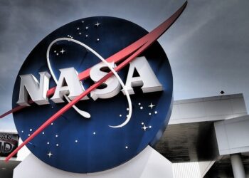 NASA знайшло 17 потенційно придатних для життя планет: чим вони схожі на Землю
