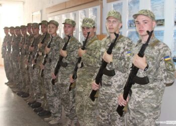 Військова підготовка та інші новації: які зміни чекають студентів в Україні