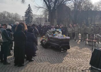 В Ужгороді відбувся похорон загиблого військового Андрія  Несторовича