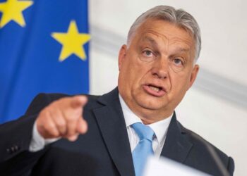 Як Орбан побудував імперію пропаганди для закордонних угорців, включно з Закарпаттям