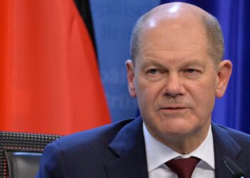 Шольц вважає, що Європа має перейти до великомасштабного виробництва зброї