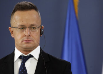 Сійярто, який блокував рух України в ЄС, обіцяє тягнути туди Грузію за угорського головування