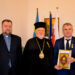 Президент КаУ ім. Августина Волошина єпископ Віктор Бедь та бургомістр Міста та Гміни Величка (Польща) Артур Козіол уклали угоду про співпрацю