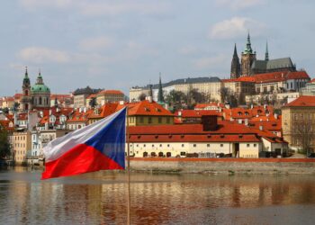 Ян Ліпавський — Глава МЗС Чехії закликав Захід не допустити «крадіжки всієї України» Росією