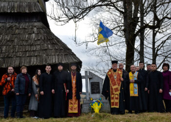 У с. Келечин, на могилі священика Івана Волошина, батька президента Карпатської України, духовенством ПЦУ було відслужено літію