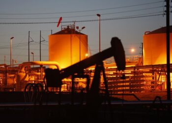 Удари дронів позбавили Росію 10-15% нафтопереробки