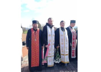 Представники духовенства Мукачівсько-Карпатської єпархії ПЦУ, разом з громадськістю, вшанували Героїв Карпатської України на Красному полі