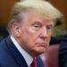 США: суд у штаті Іллінойс заборонив вносити імʼя Трампа до виборчих бюлетенів
