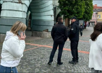 У Мукачівській міській раді проводять обшуки