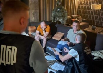 Тищенку оголосили про підозру: у ДБР підтвердили, що нардеп розбив телефон