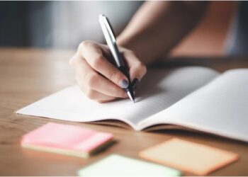 Чи справді в Україні скасували платну аспірантуру? Розʼяснення про зміни до вступу
