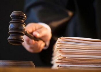 Скільки заробляють судді в Україні та які у них пенсії — дані з декларацій