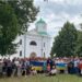 Із прапорами України: у Каневі на Черкащині парафія вийшла зі складу УПЦ МП