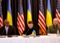 Остін у розмові з Умєровим підтвердив зобов’язання США щодо надання Україні зброї для перемоги