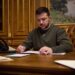 Зеленський підписав “банківський закон”, за яким Нацполіція дістане дані для боротьби із дропами