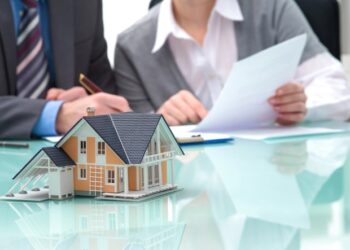 Власники квартир, будинків і дач мають заплатити державі гроші 