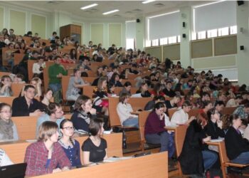 Вища освіта для обраних: українцям підготували подорожчання у кілька разів