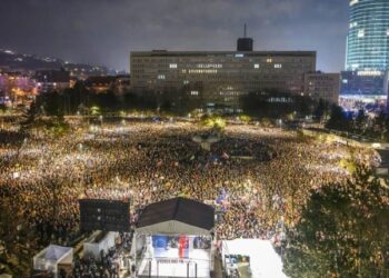 У Словаччині почалися масові протести проти уряду Фіцо