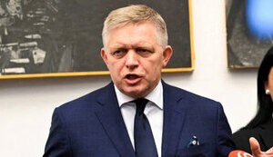 Фіцо назвав візит опозиції до України “жестом підлабузництва”: Цілували каблучку Зеленському