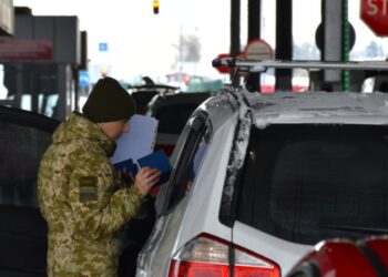 Верховний Суд погодився з тим, що відмова прикордонників студенту іноземного вишу у перетині кордону є протиправною – деталі справи