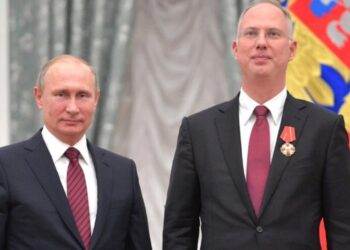 Батько працює в Києві: що відомо про переговорника Путіна, якого називають його “наступником”