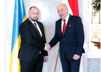 Федір Шандор як посол вручив вірчі грамоти президенту угорщини (ФОТО)