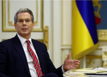 Bloomberg: США вимагають від України повернути допомогу на суму 100 млрд доларів – замість 300 млрд